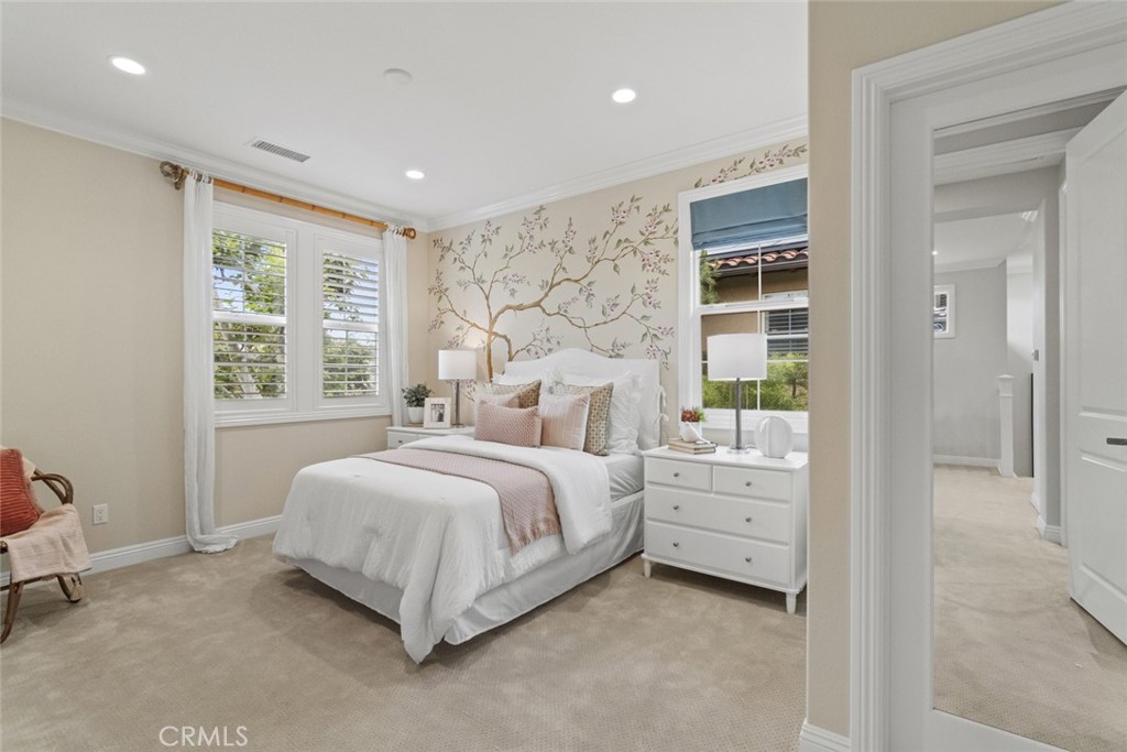 208 Radial Property Photo 22