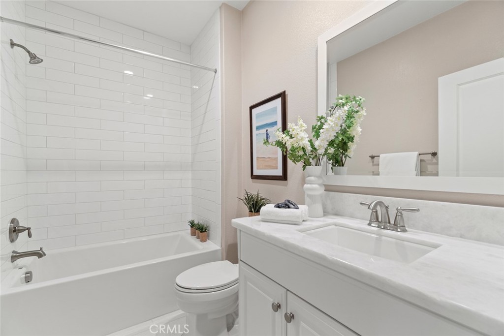 208 Radial Property Photo 25