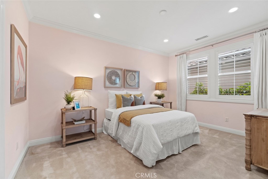 208 Radial Property Photo 26