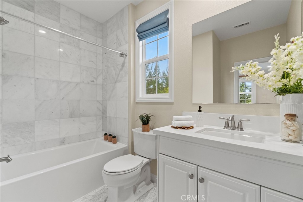 208 Radial Property Photo 33