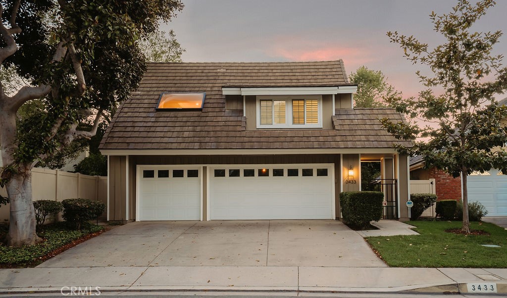 3433 Wimbledon Way Property Photo 1