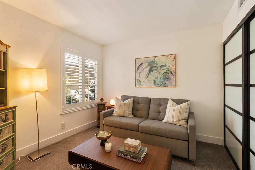 3433 Wimbledon Way Property Photo 20