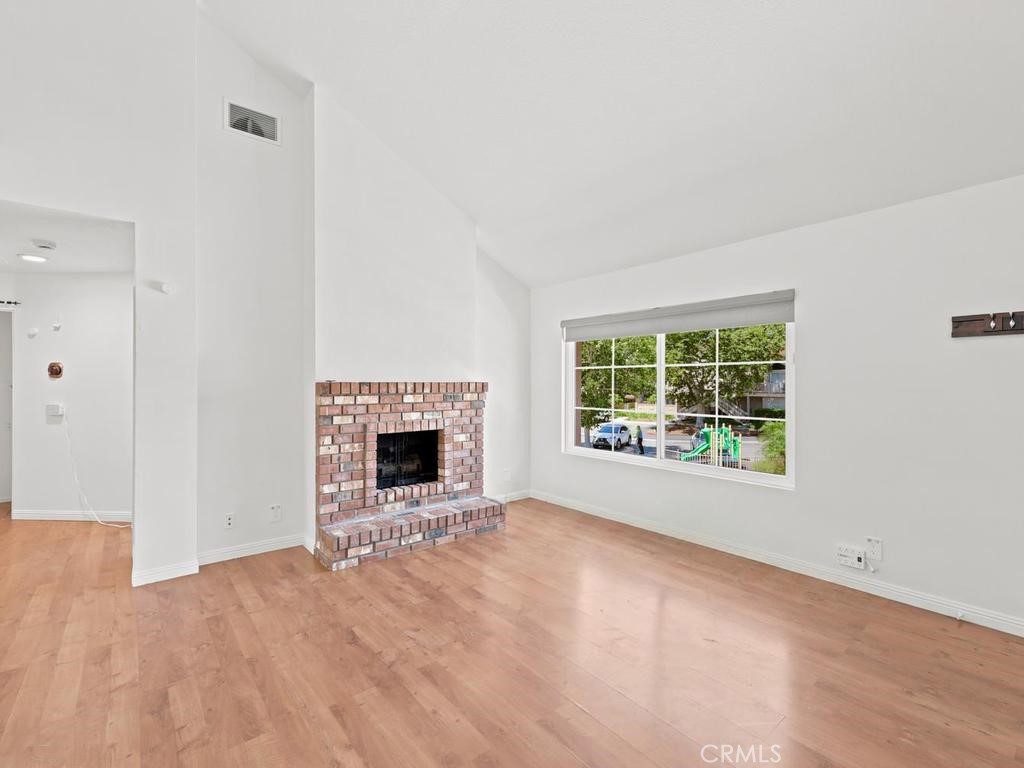 18966 Canyon Summit Property Photo 4