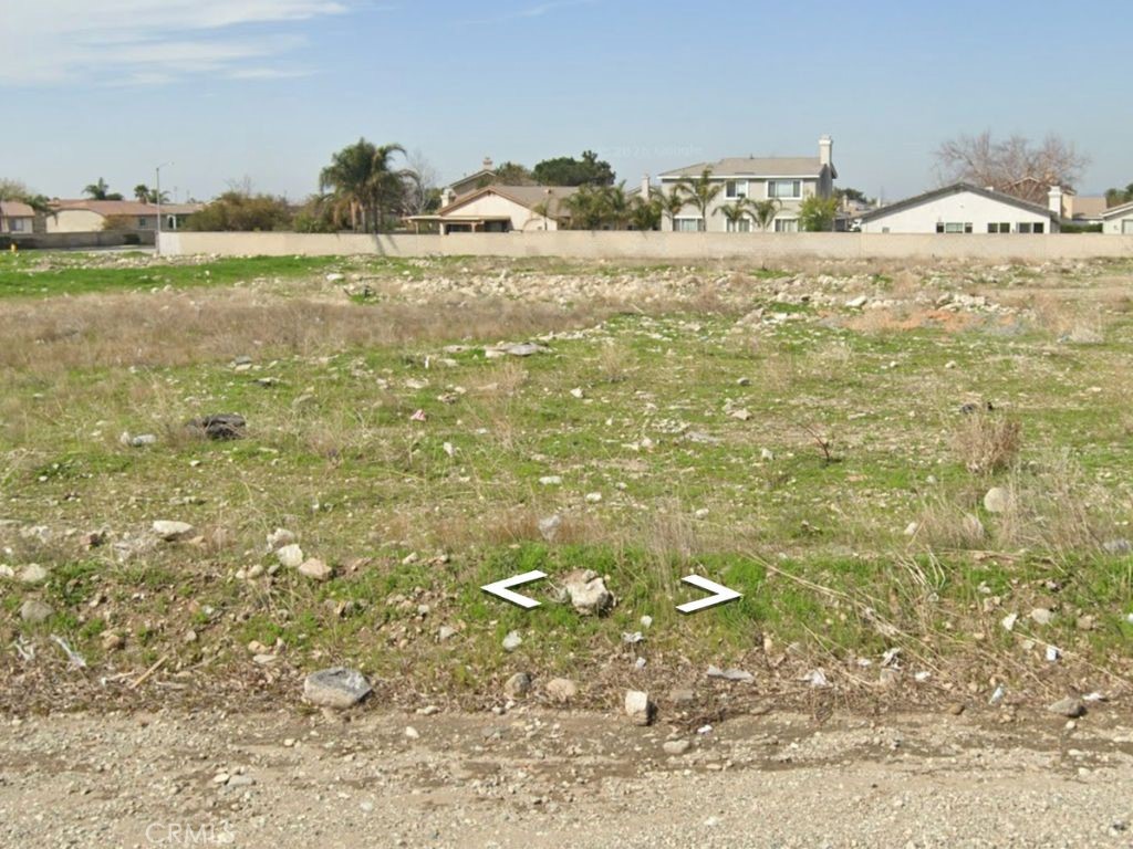6558 Knox Property Photo 2