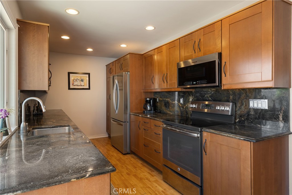 6302 Vatcher Property Photo 17