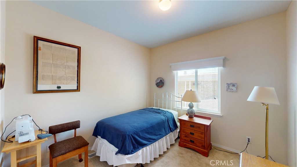 211 Albatross Lane Property Photo 8