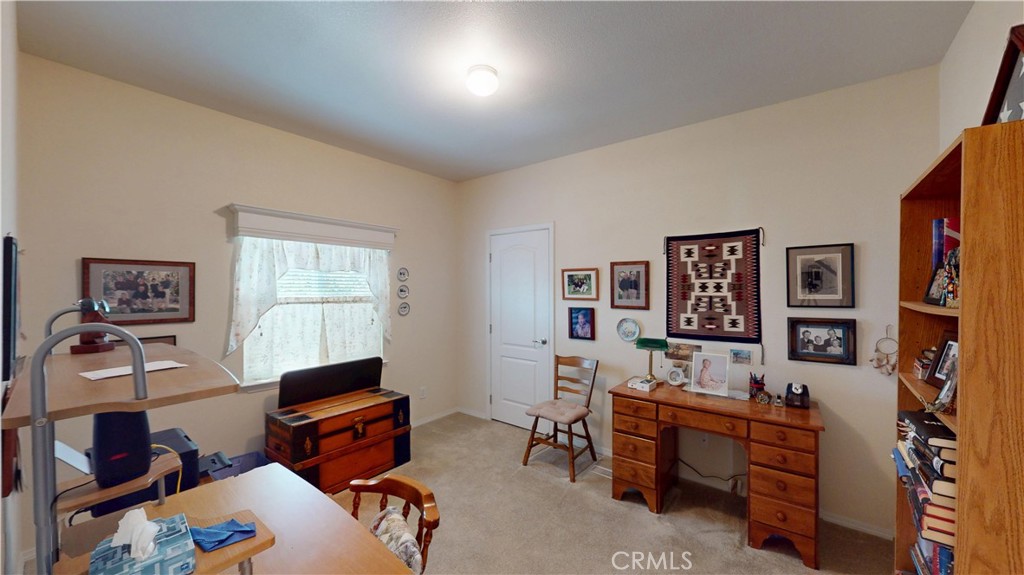 211 Albatross Lane Property Photo 9