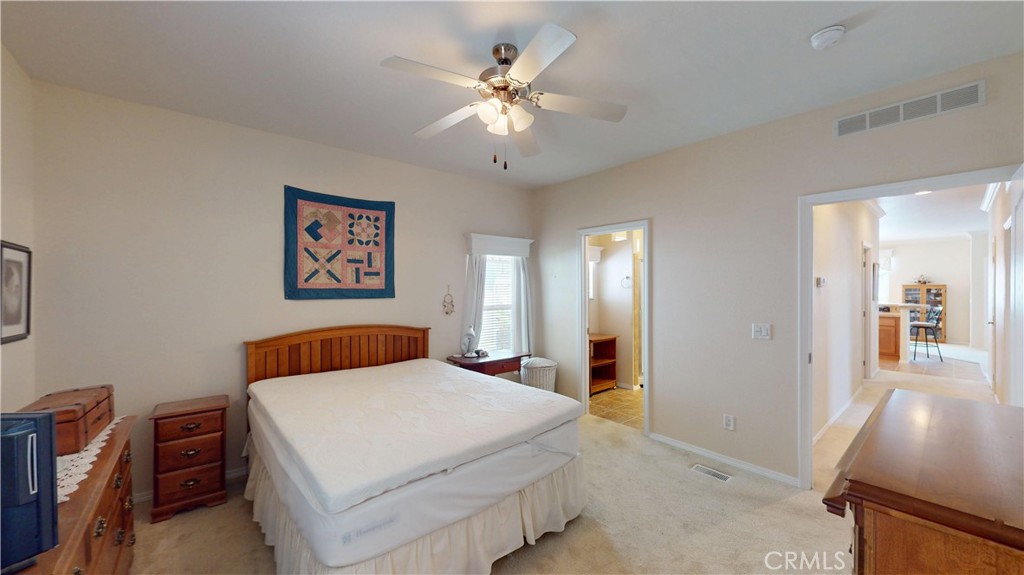 211 Albatross Lane Property Photo 12