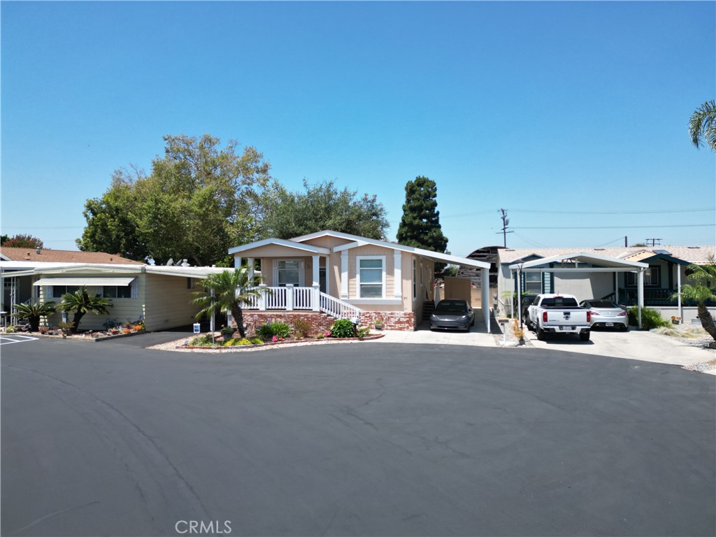 211 Albatross Lane Property Photo 19