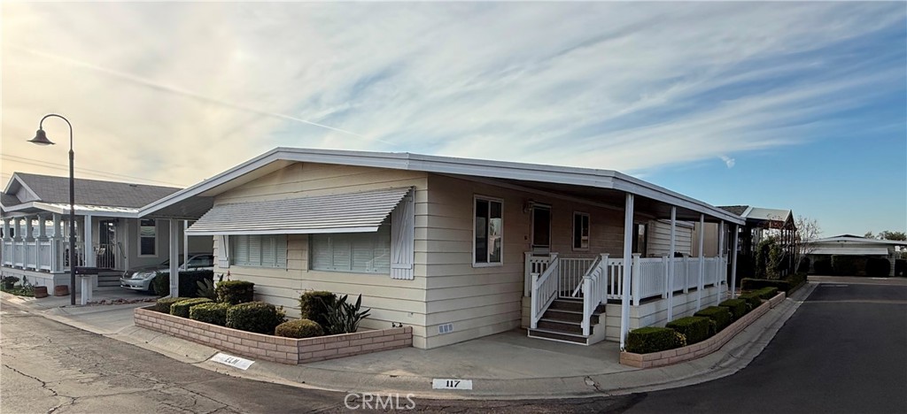 14851 Jeffrey 117 Property Photo 1