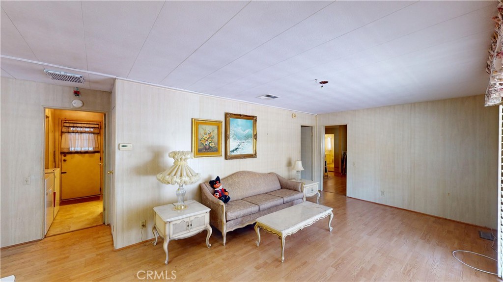 14851 Jeffrey 117 Property Photo 16