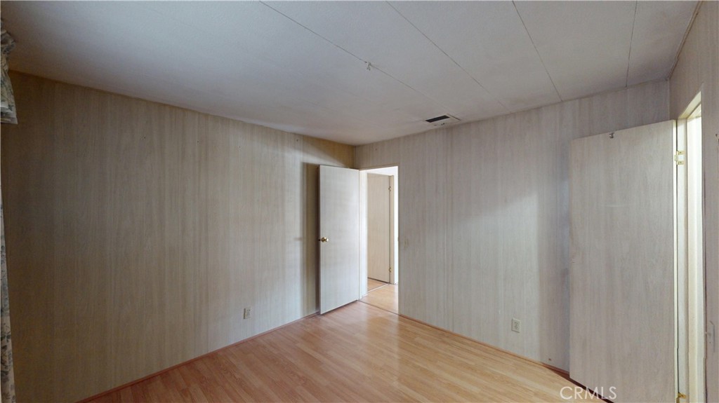 14851 Jeffrey 117 Property Photo 21