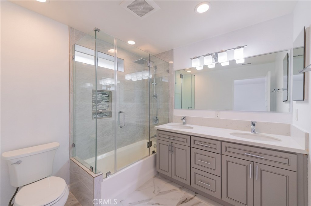 15805 Jupiter Place Property Photo 13