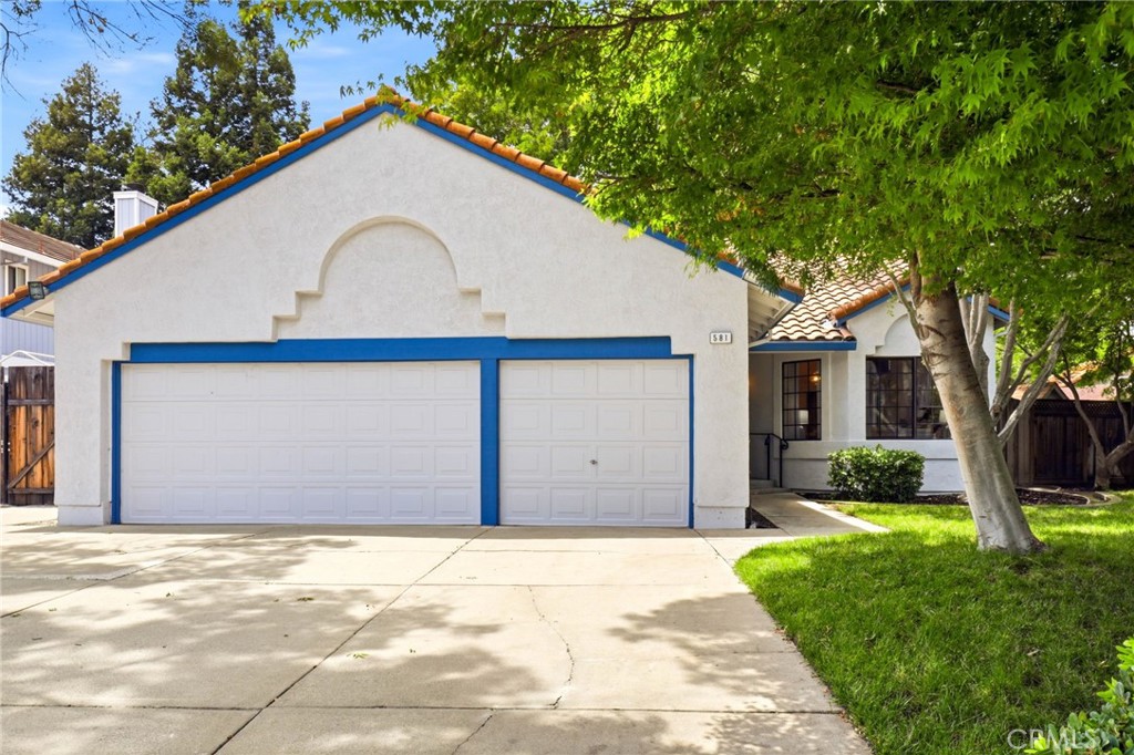 581 Jeannie Property Photo 1