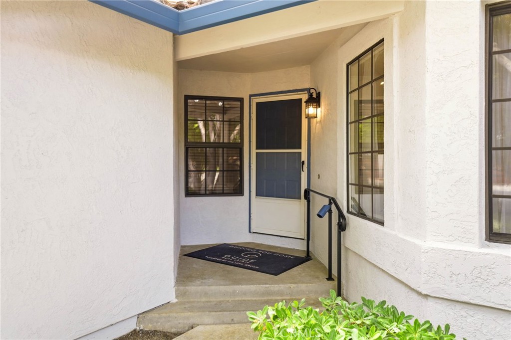 581 Jeannie Property Photo 4