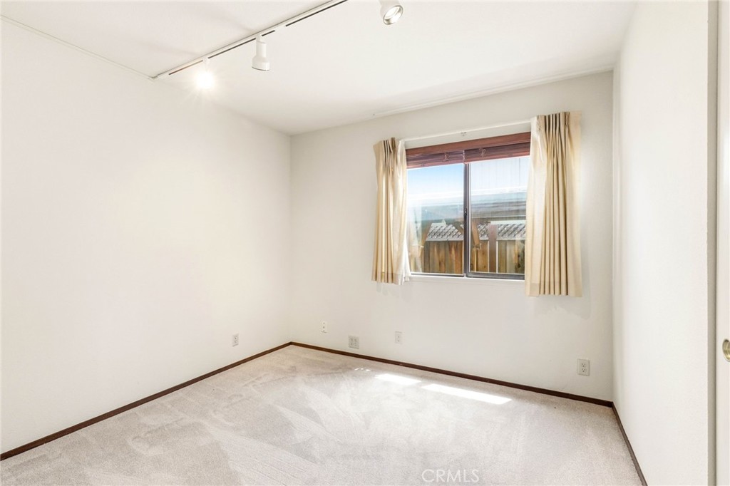581 Jeannie Property Photo 23