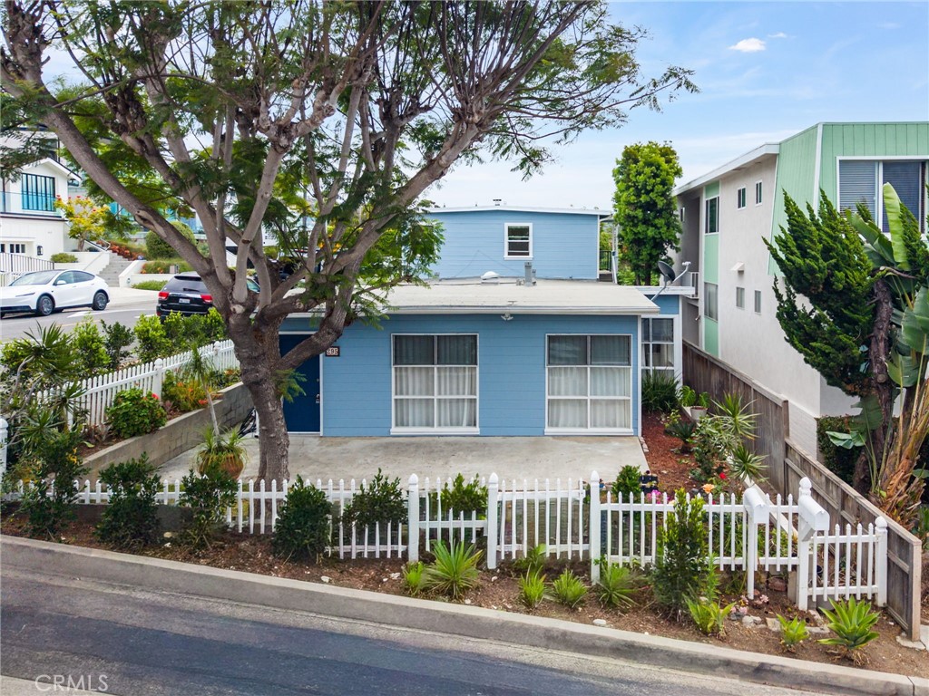295 Wave Property Photo 1