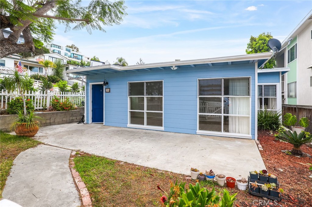 295 Wave Property Photo 3