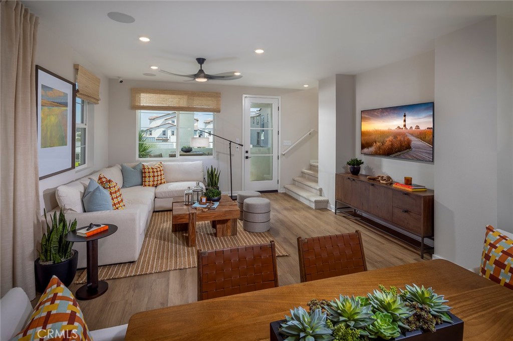 6042 Burren Way Property Photo 4