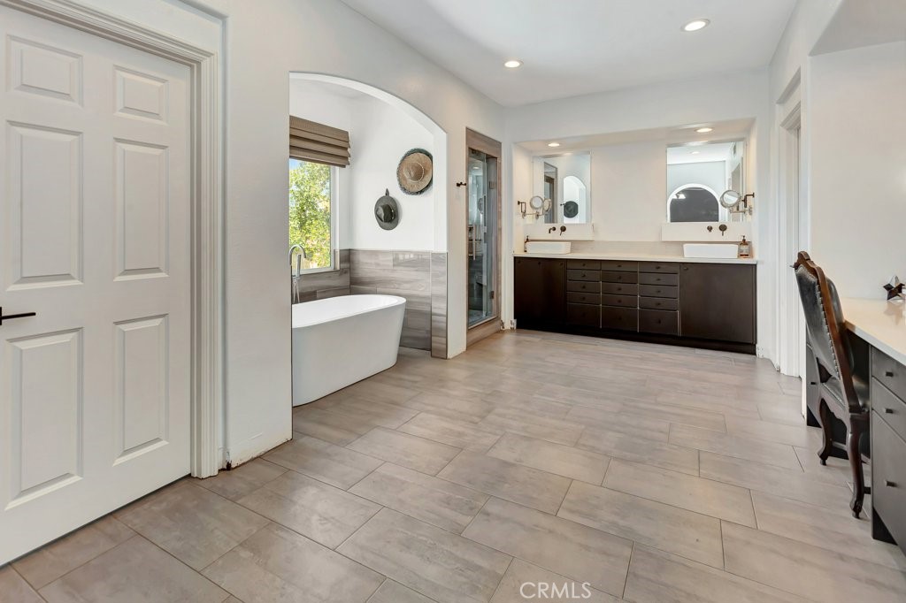 29 Marble Creek Property Photo 24