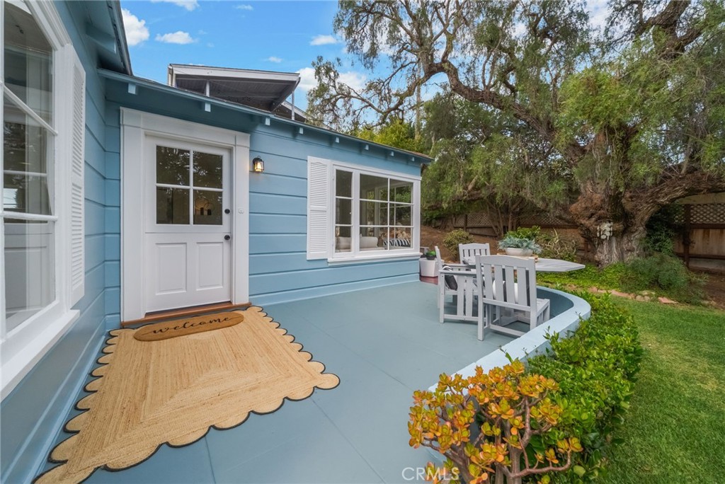 477 Hill Property Photo 2