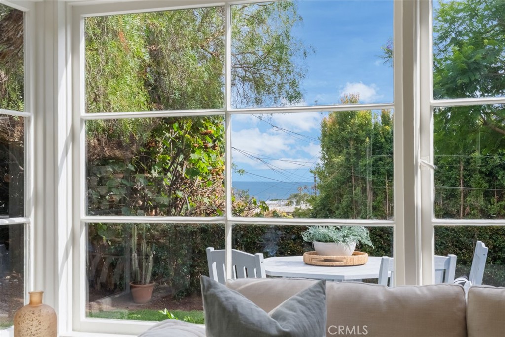 477 Hill Property Photo 4