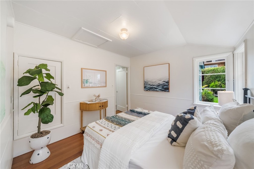 477 Hill Property Photo 17