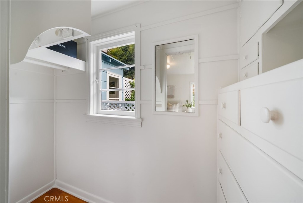 477 Hill Property Photo 22