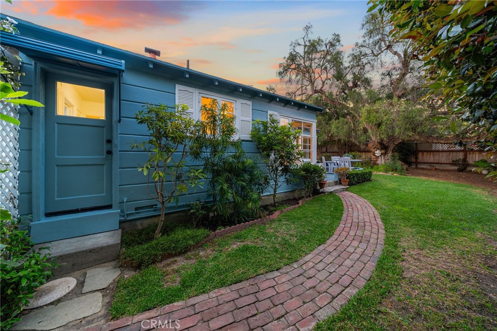 477 Hill Property Photo 25