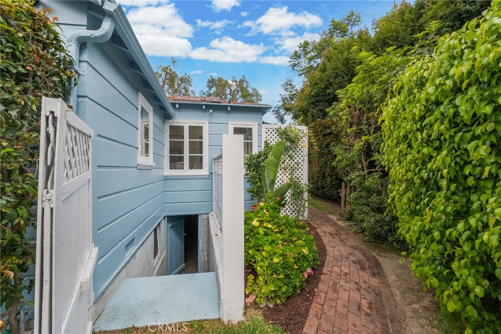 477 Hill Property Photo 29
