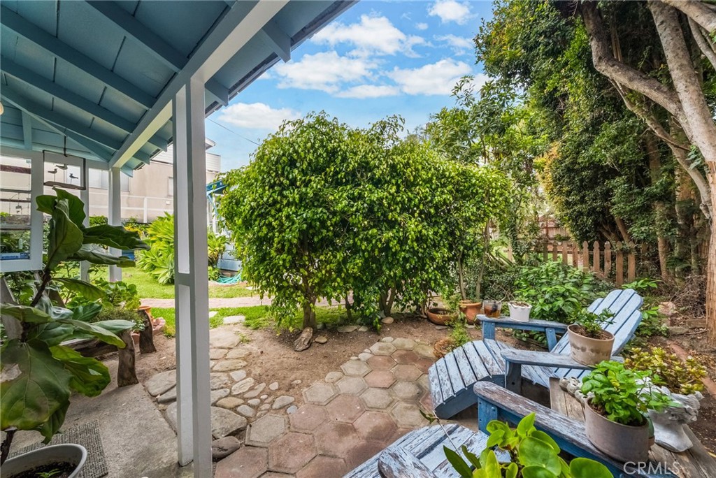 477 Hill Property Photo 31