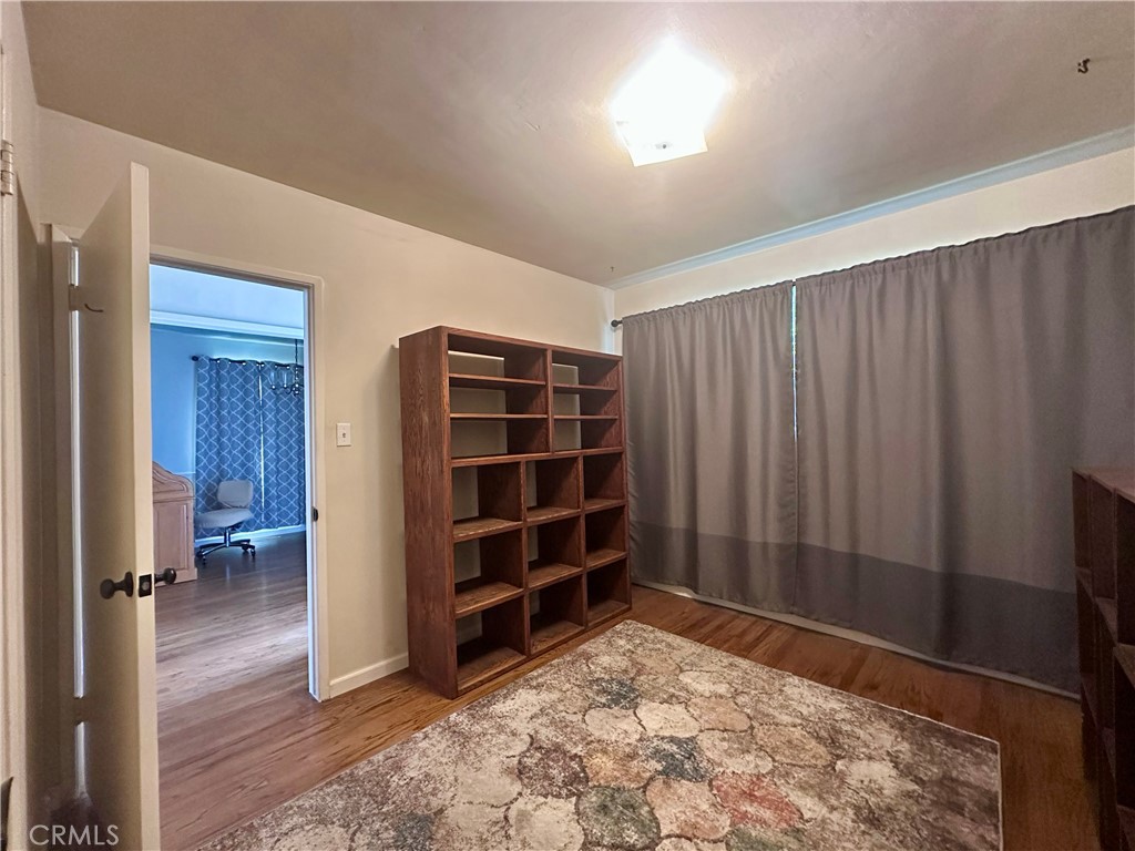 11208 Dalwood Property Photo 4