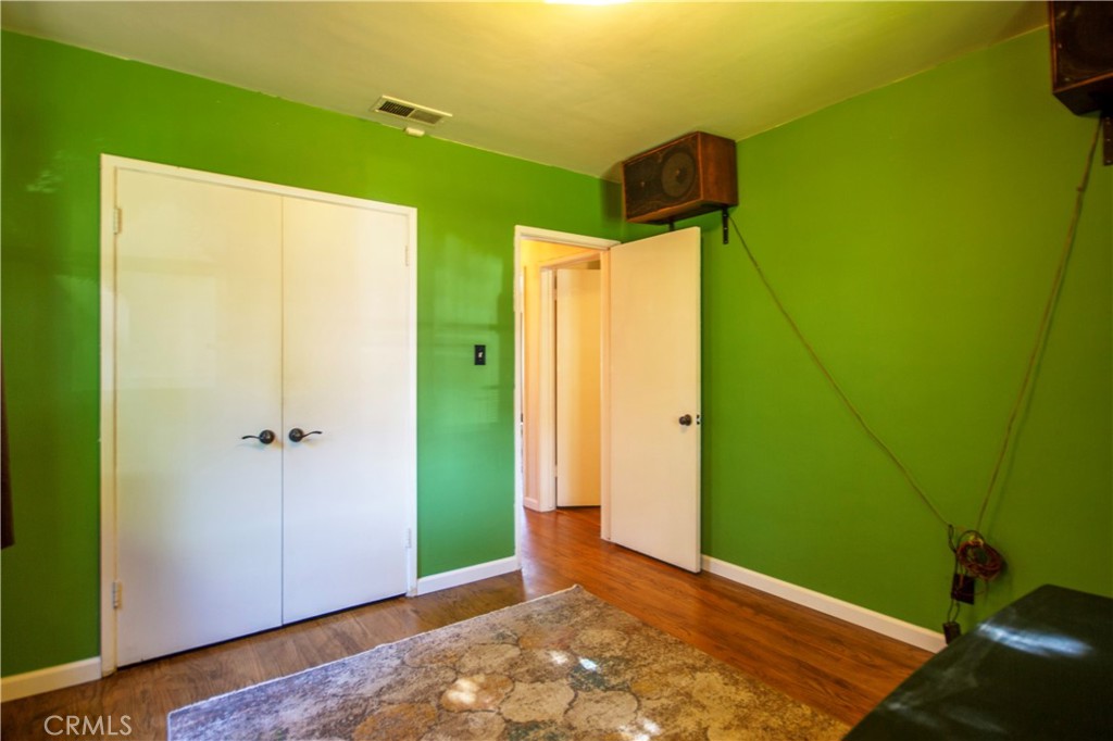 11208 Dalwood Property Photo 9