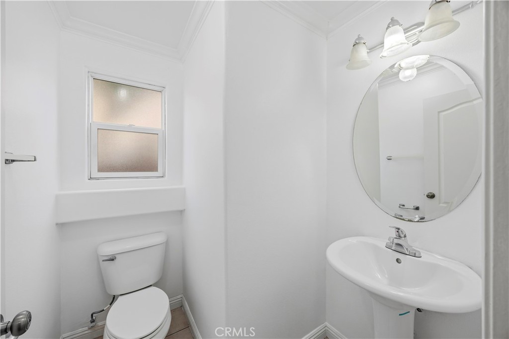 19115 Breckelle Property Photo 24