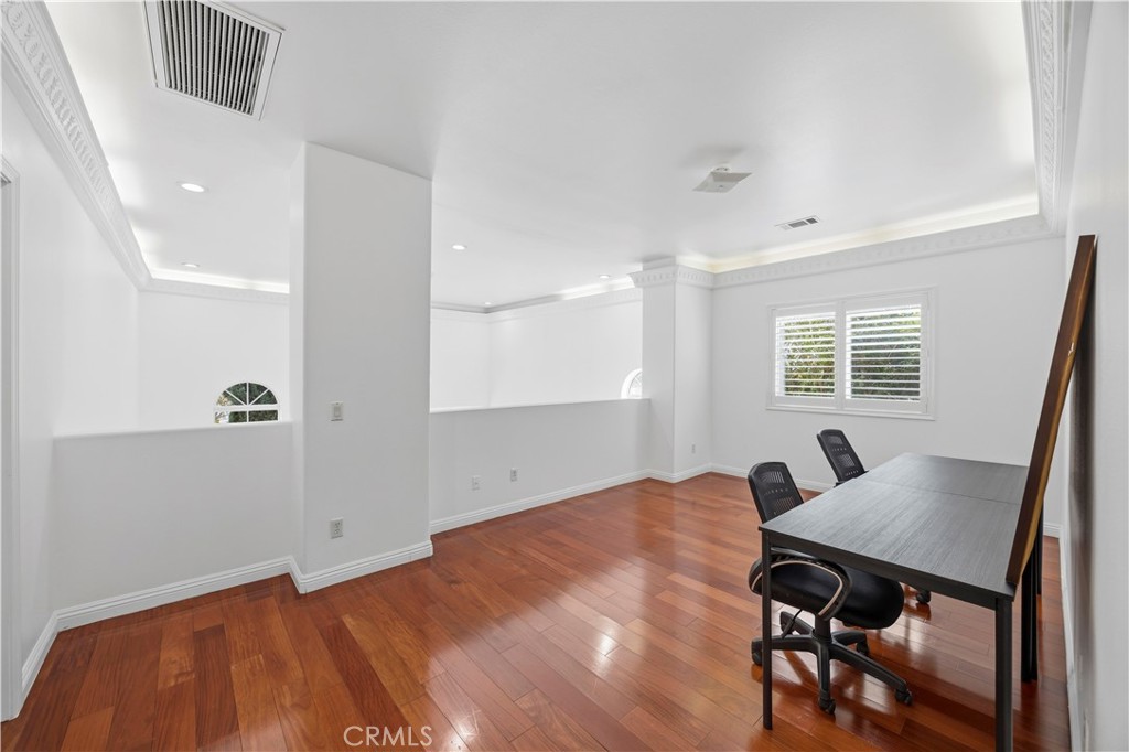 19115 Breckelle Property Photo 12