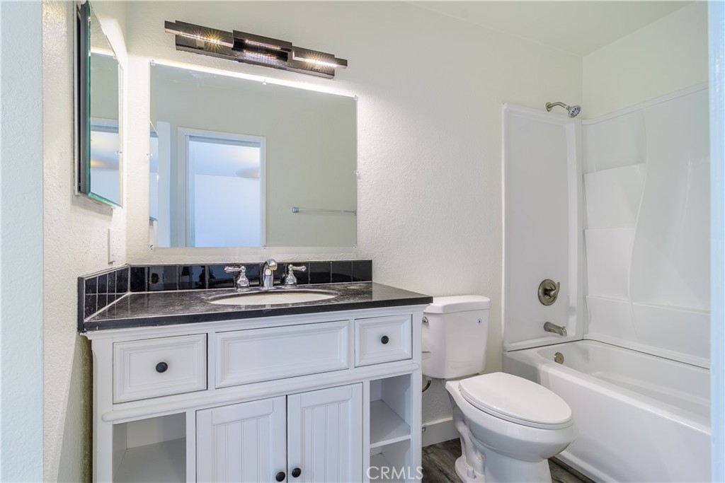 15406 Jackson 10 Property Photo 11