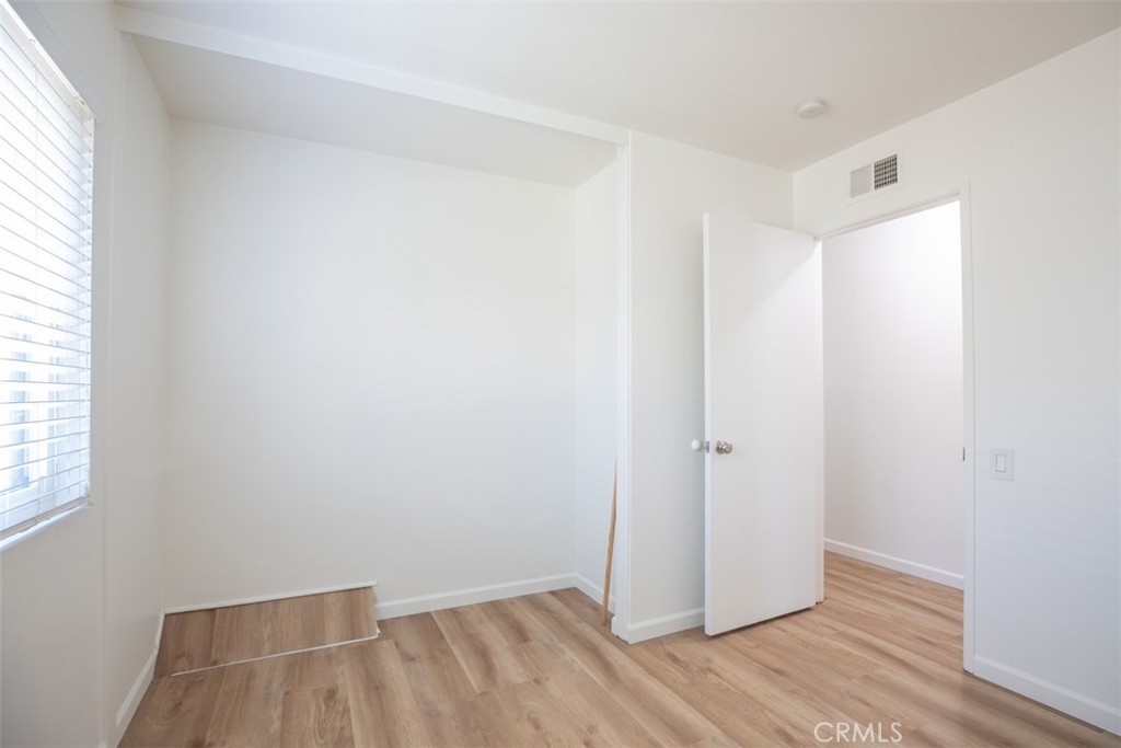 1381 S Walnut S 2005 Property Photo 15