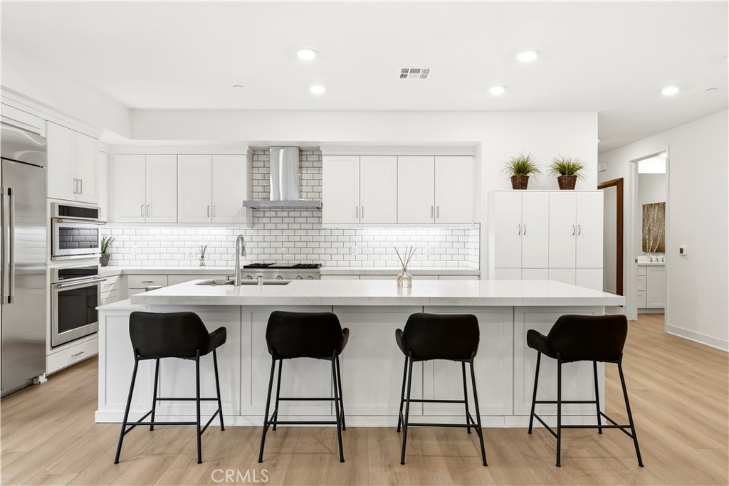 3101 Rivington Property Photo