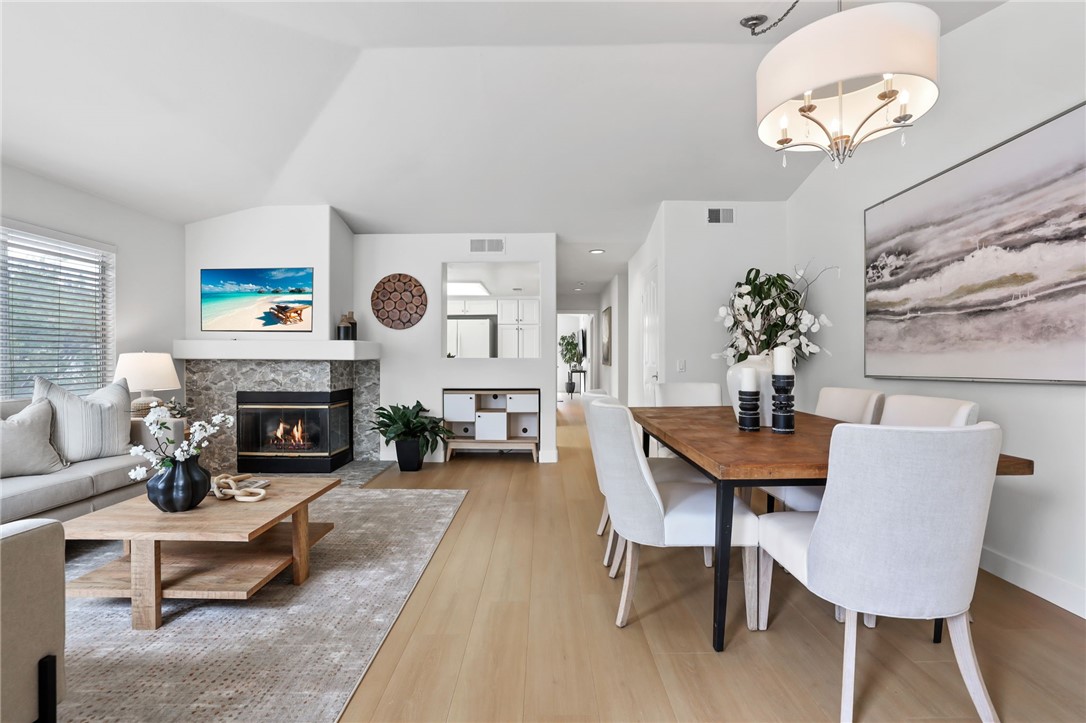 54 Pamplona Property Photo 1