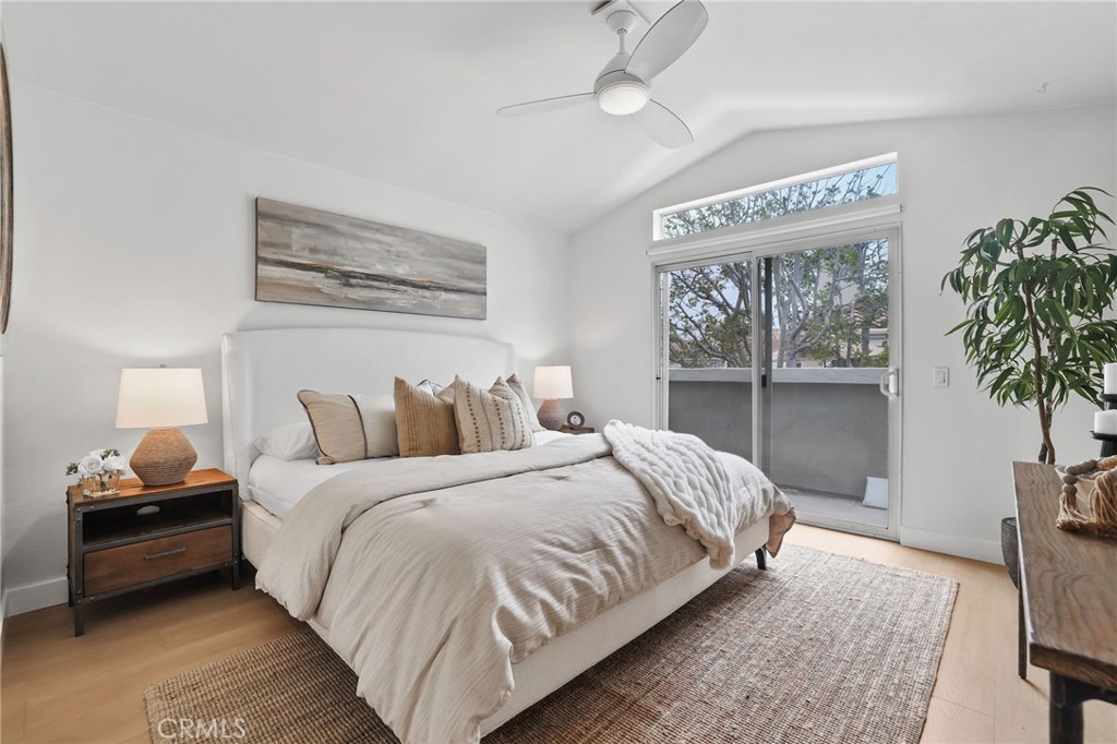 54 Pamplona Property Photo 12
