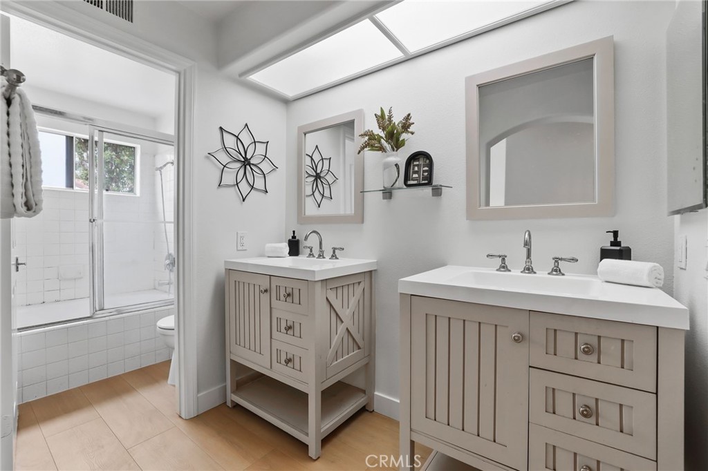 54 Pamplona Property Photo 18
