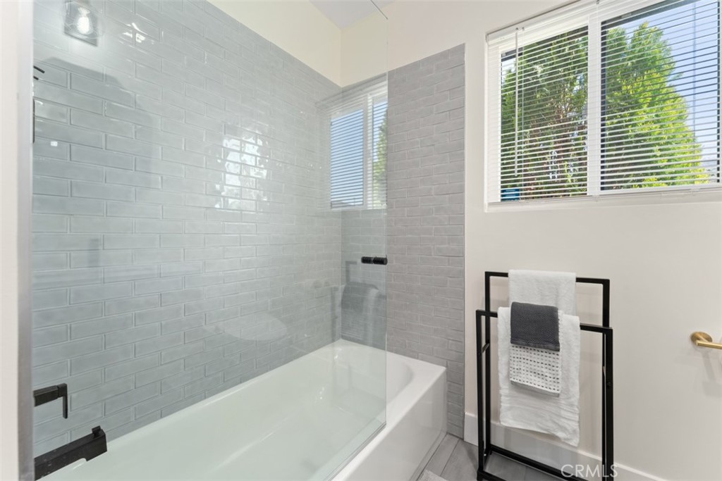 60468 Latham Trail Property Photo 22