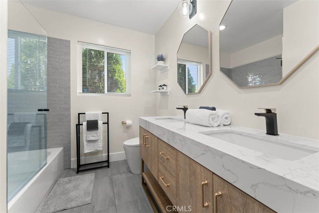 60468 Latham Trail Property Photo 23