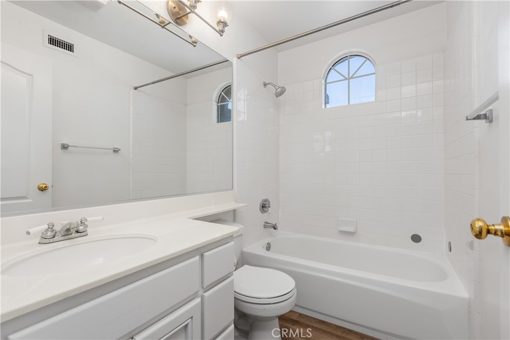 36 Brindisi Property Photo 23