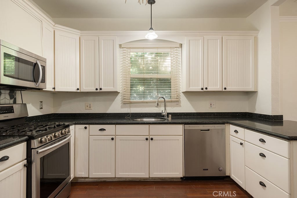 4073 Cedar Street Property Photo 10
