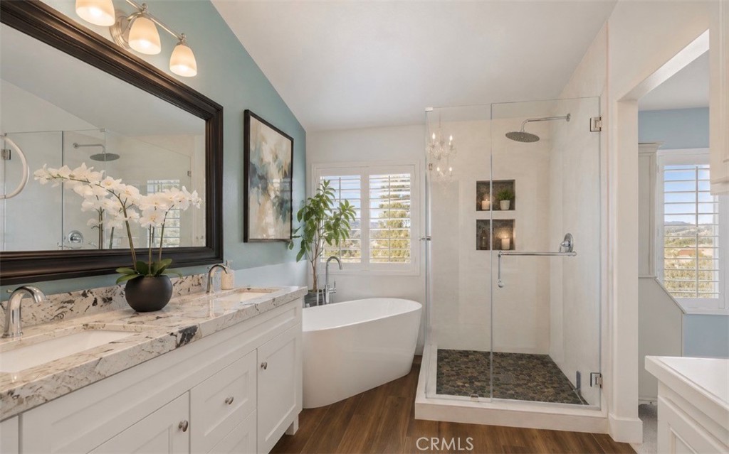 14 Helmcrest Property Photo 14