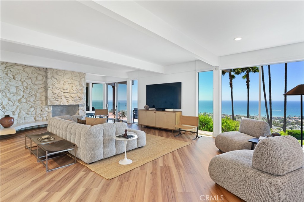 1201 Via La Jolla Property Photo 1