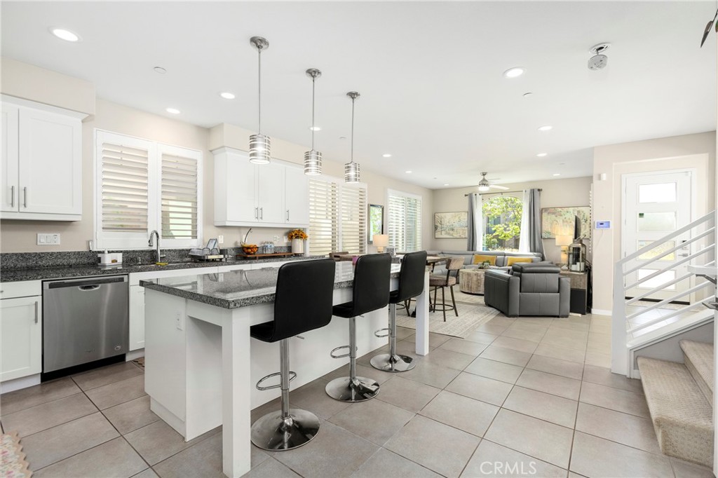 291 Carmine Property Photo 5