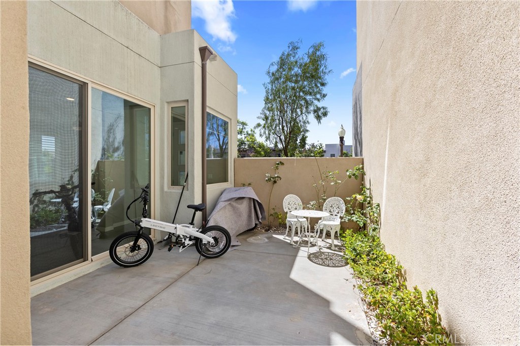 291 Carmine Property Photo 7