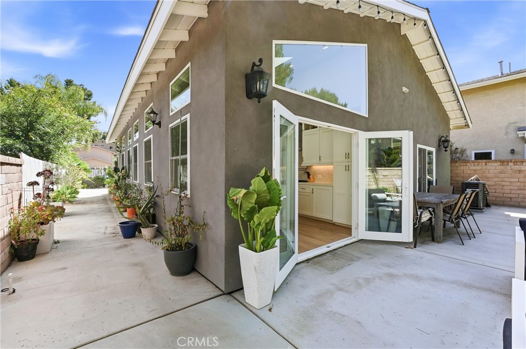28435 Ronea Property Photo 16
